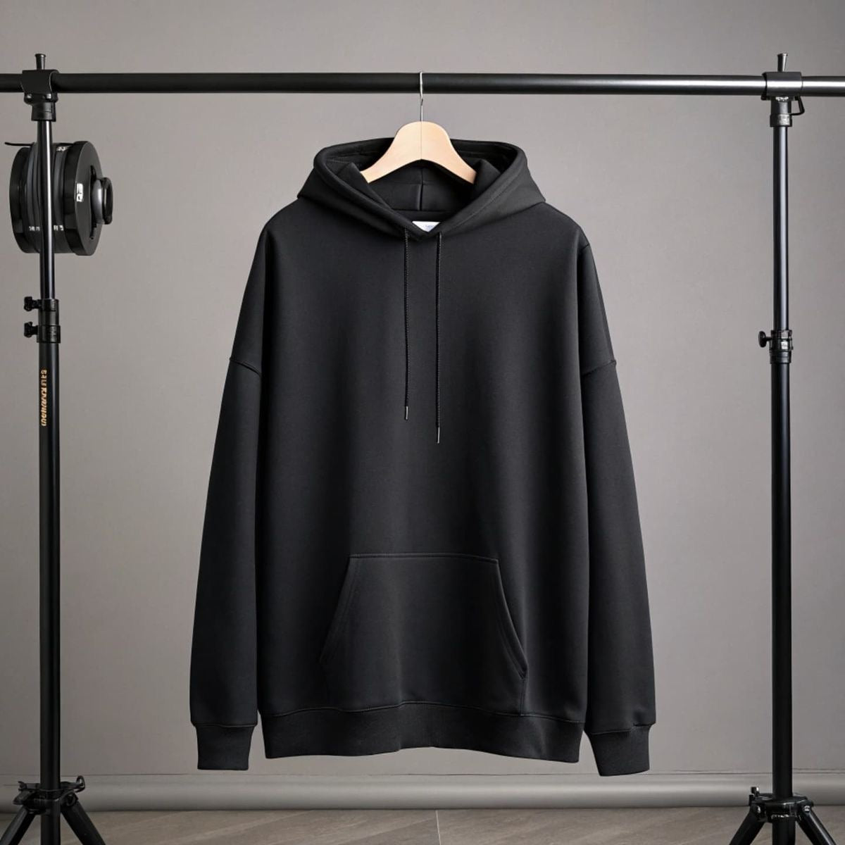 MOX HOODIE-BLACK